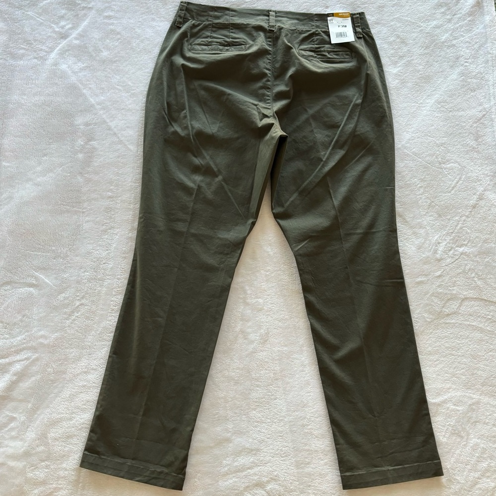 LEE Eased Fit Slim Straight Mid Rise Green Tailored Chino Pants--NWT--12S - Picture 4 of 15